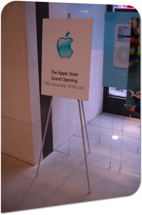 Apple Store Grand Opening